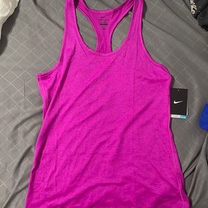 NWT Nike women’s  workout tank